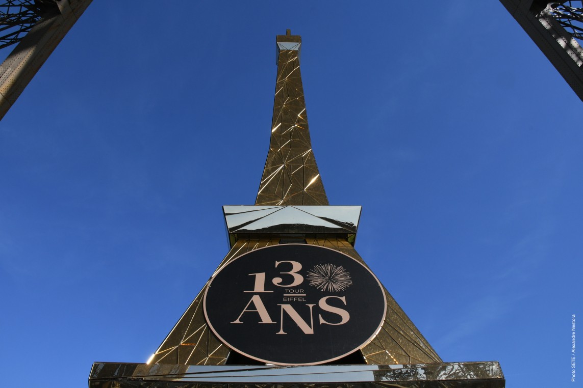Photo sculpture sur la terrasse tour Eiffel